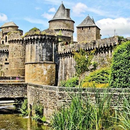 Appartement Avec Vue Fougères エクステリア 写真