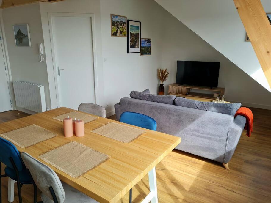 Appartement Avec Vue Fougères エクステリア 写真